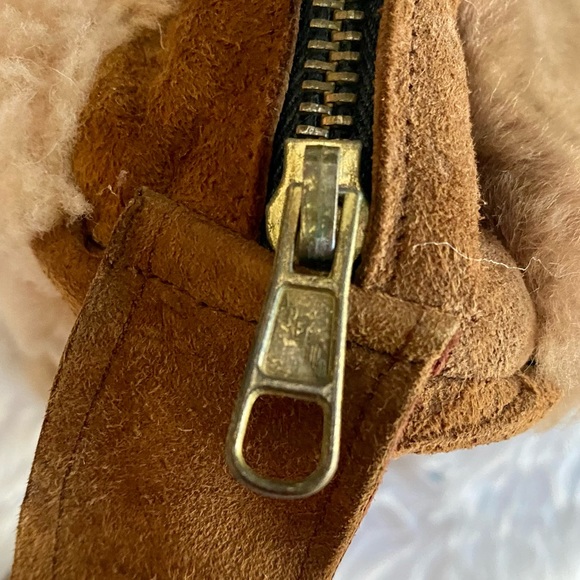 Areitio brown and tan shearling square shoulder bag with suede patchwork straps - Picture 6 of 11